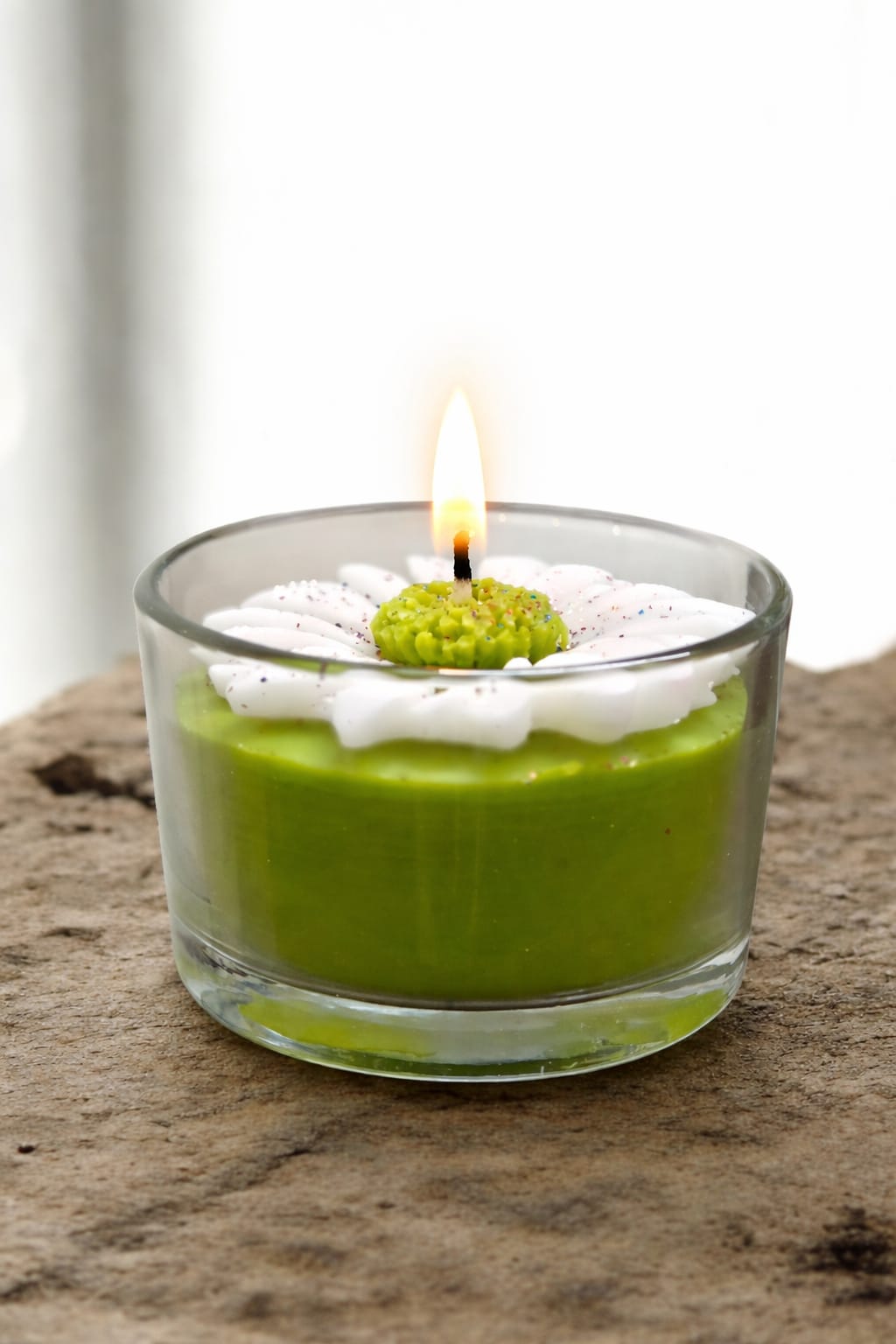 femmora candles black oudh candle